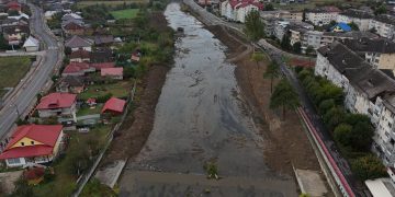 Digurile și barajele din Maramureș, luate la verificat – Ce zone cu risc de inundații au fost controlate