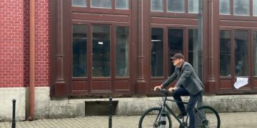 Pistele de biciclete din Baia Mare, amendate de Poliție. Primăria a primit o sancțiune de 21 de puncte-amendă