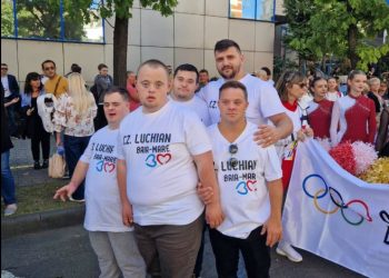 Ce vede un copil la Sărbătoarea Castanelor? Mesajul care ne îndeamnă să fim mai atenți