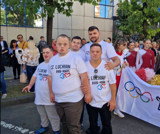 Ce vede un copil la Sărbătoarea Castanelor? Mesajul care ne îndeamnă să fim mai atenți