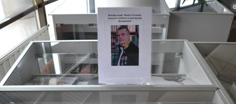 Donație importantă pentru Biblioteca „Petre Dulfu”: colecția academicianului Marius Porumb, pusă în valoare la Baia Mare