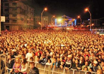 După Sărbătoarea Castanelor rămâne întrebarea: cât costă și ce câștigă, de fapt, Baia Mare?