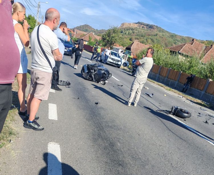 Accident grav în Săbișa – Motociclist grav rănit, în urma impactului cu un autoturism