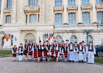 Ansamblul folcloric „Vișeu” din Vișeu de Sus, prezent la Ziua Satului Românesc de la Muzeul Satului din București