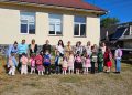 S-au dus cu ghiozdanele la școală. Dar nu le-a deschis nimeni ușa – „Repetenți la educație”