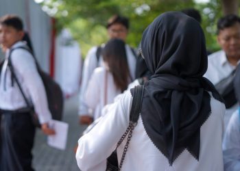 Austria: purtarea vălului islamic, interzisă în școli pentru fetele care nu au împlinit vârsta de 14 ani