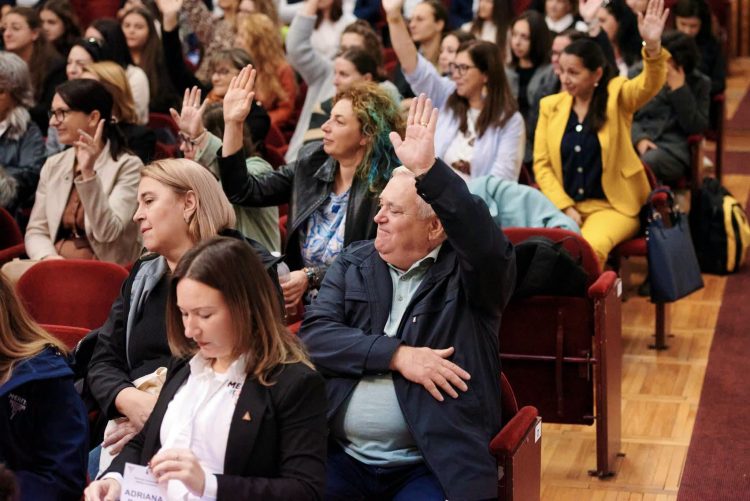 Cum se mai face școală în 2026? Profesorii s-au întâlnit la Baia Mare