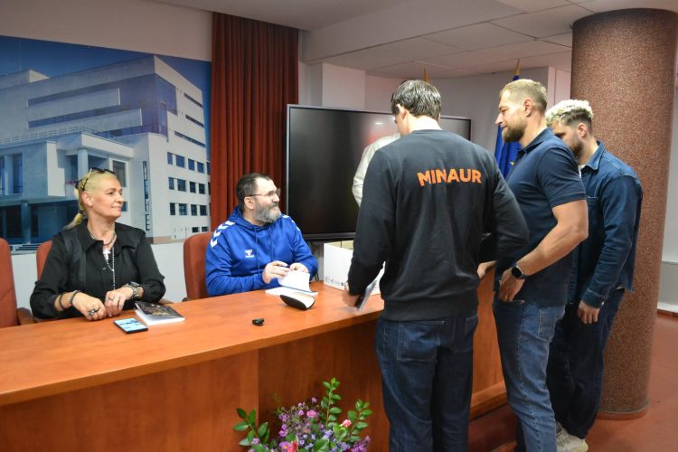 „Serenade sportive”, lansată la Baia Mare. A 14-a carte semnată de Mircea Grumaz