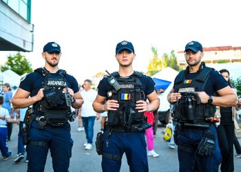 Turistă din Belgia, rătăcită în Munții Rodnei. Jandarmii maramureșeni au intervenit și au aplicat amenzi de aproape 6.000 de lei