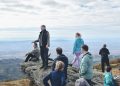 Toamna pe Vârful Igniș. Zeci de iubitori ai naturii au sărbătorit geodiversitatea Maramureșului