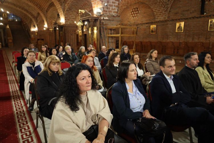 Profesorii de religie din Maramureș, reuniți la Baia Mare. Ce s-a discutat la întâlnirea anuală