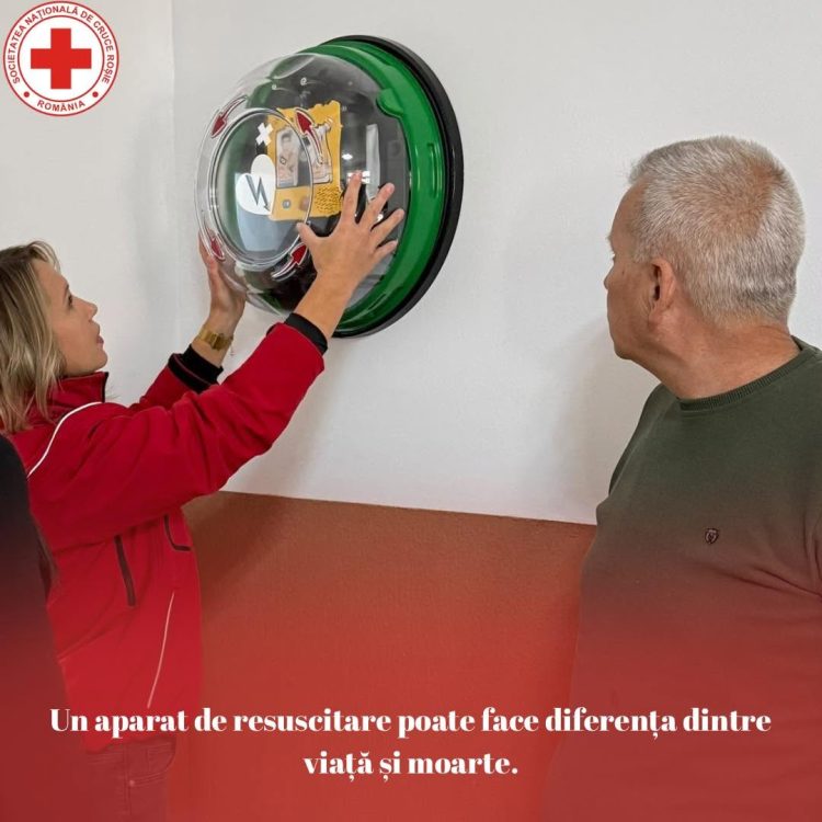 Comuna Bistra a primit un defibrilator automat extern. Echipamentul poate salva vieți în caz de stop cardiac