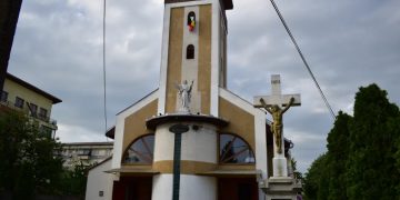 Radio Maria transmite în direct Liturghia arhierească de la Parohia „Sfântul Francisc” din Satu Mare
