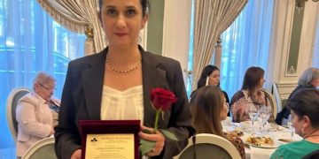 Doi angajați ai DAS Baia Mare, premiați pentru activitatea lor