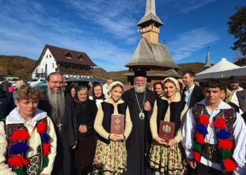 Suzana și Daciana Vlad, prezente la hramul Mănăstirii Strâmtura
