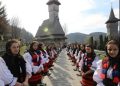 Femeile care țin Maramureșul viu. 15 octombrie, ziua celor care duc mai departe viața satului