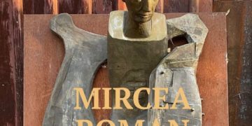Din Târgu Lăpuș, pe marile scene ale artei internaționale. Sculptorul Mircea Roman, în centrul unei expoziții la Baia Mare