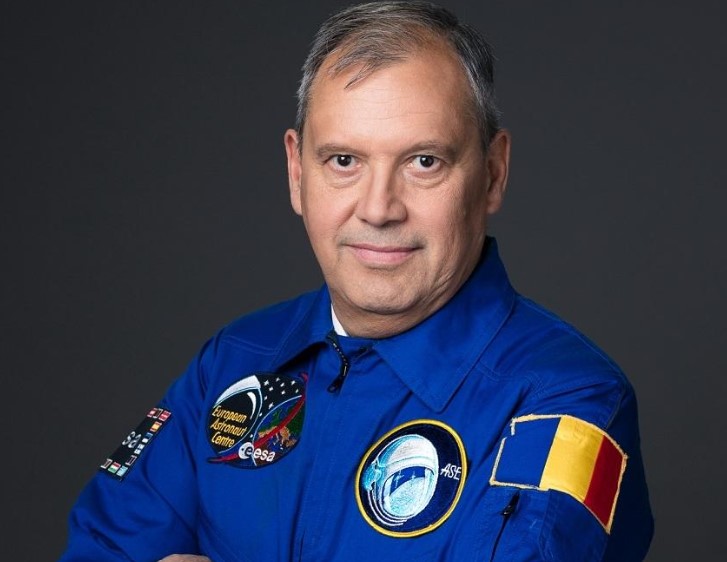 Din Baia Mare, cu gândul la stele. Dumitru Prunariu și Radu Gologan au vorbit despre infinit