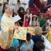 „Dacă plânge copilul, veniți în continuare la biserică!” Mesajul unei parohii ortodoxe pentru părinți
