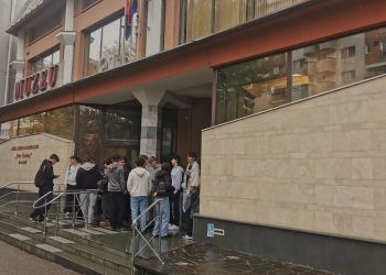 Peste 2.000 de vizitatori în doar patru zile la Muzeul de Mineralogie din Baia Mare