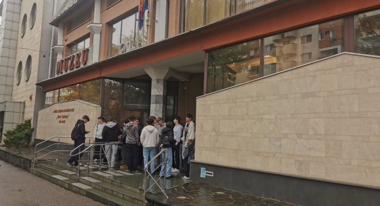 Peste 2.000 de vizitatori în doar patru zile la Muzeul de Mineralogie din Baia Mare