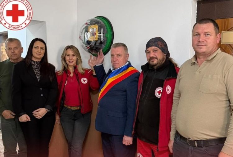 Aparat de resuscitare oferit comunității din Bistra de Crucea Roșie Maramureș