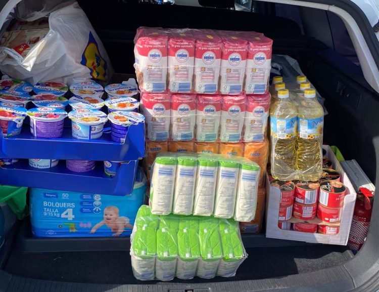Gest de solidaritate la Sighetu Marmației – Parohia Ortodoxă Ucraineană a donat alimente Centrului Maternal