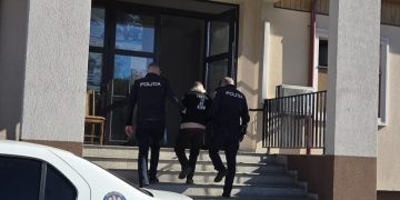 Spirit de observație și reacție rapidă – Polițist din Maramureș, aflat în timpul liber, a prins un suspect de furt în Baia Mare