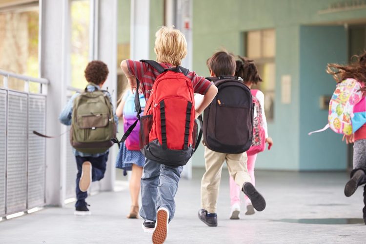 Weekend prelungit pentru elevi – Pe 5 octombrie, de Ziua Internațioanlă a Educației, nu se fac cursuri