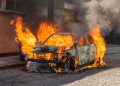 Mașină distrusă de flăcări în Maramureș. Pagube de 25.000 de lei și dosar penal
