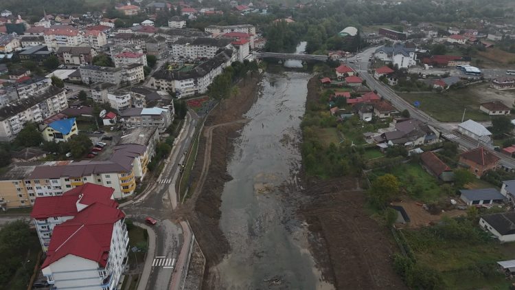Verificări ale lucrărilor de apărare împotriva inundațiilor și măsuri pentru creșterea siguranței în Maramureș