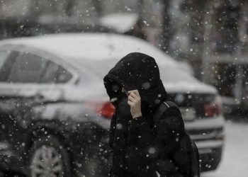 ANM a emis o informare meteo – Ploi, vânt puternic și ninsori la munte în următoarele zile