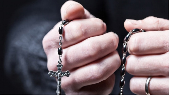 „Rozariul pentru familii”, la Mănăstirea „Sfânta Maria” din Baia Mare