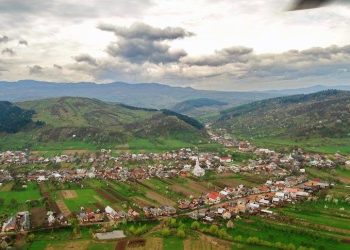 Drumul Satului Viu” începe la Sărăsău – Ateliere tradiționale, Masa Satului și premieră de film documentar