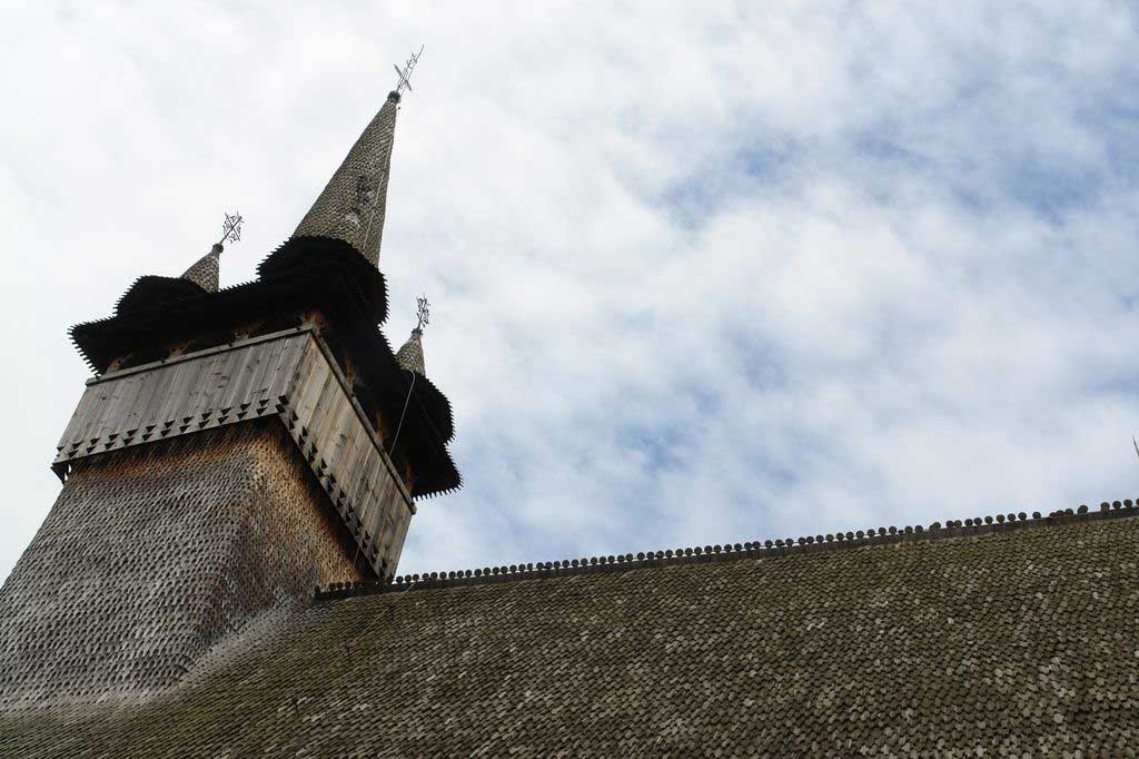 Biserica monument istoric UNESCO din Budesti (Josani)-1643