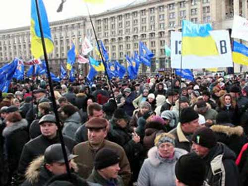 Protest Ucraina (c)footage.shutterstock.com