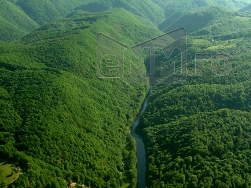 Foto: Defileul Lapusului - rau Lapus (c) eMaramures.ro